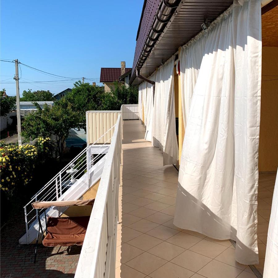 Guest House Santin Chornomorsk Exterior photo