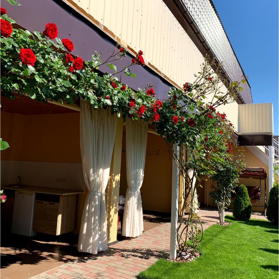 Guest House Santin Chornomorsk Exterior photo