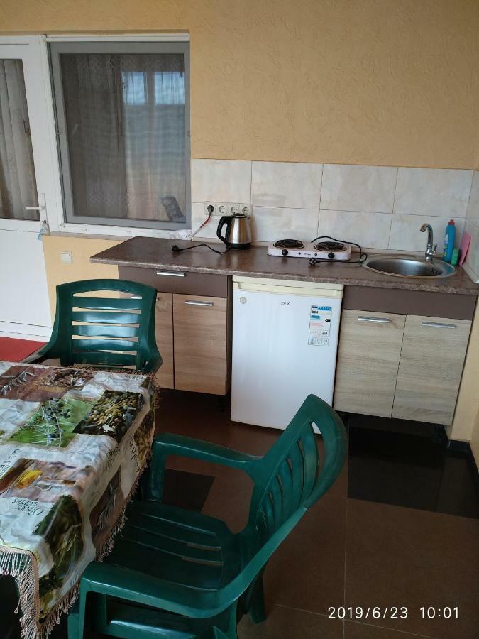 Guest House Santin Chornomorsk Exterior photo